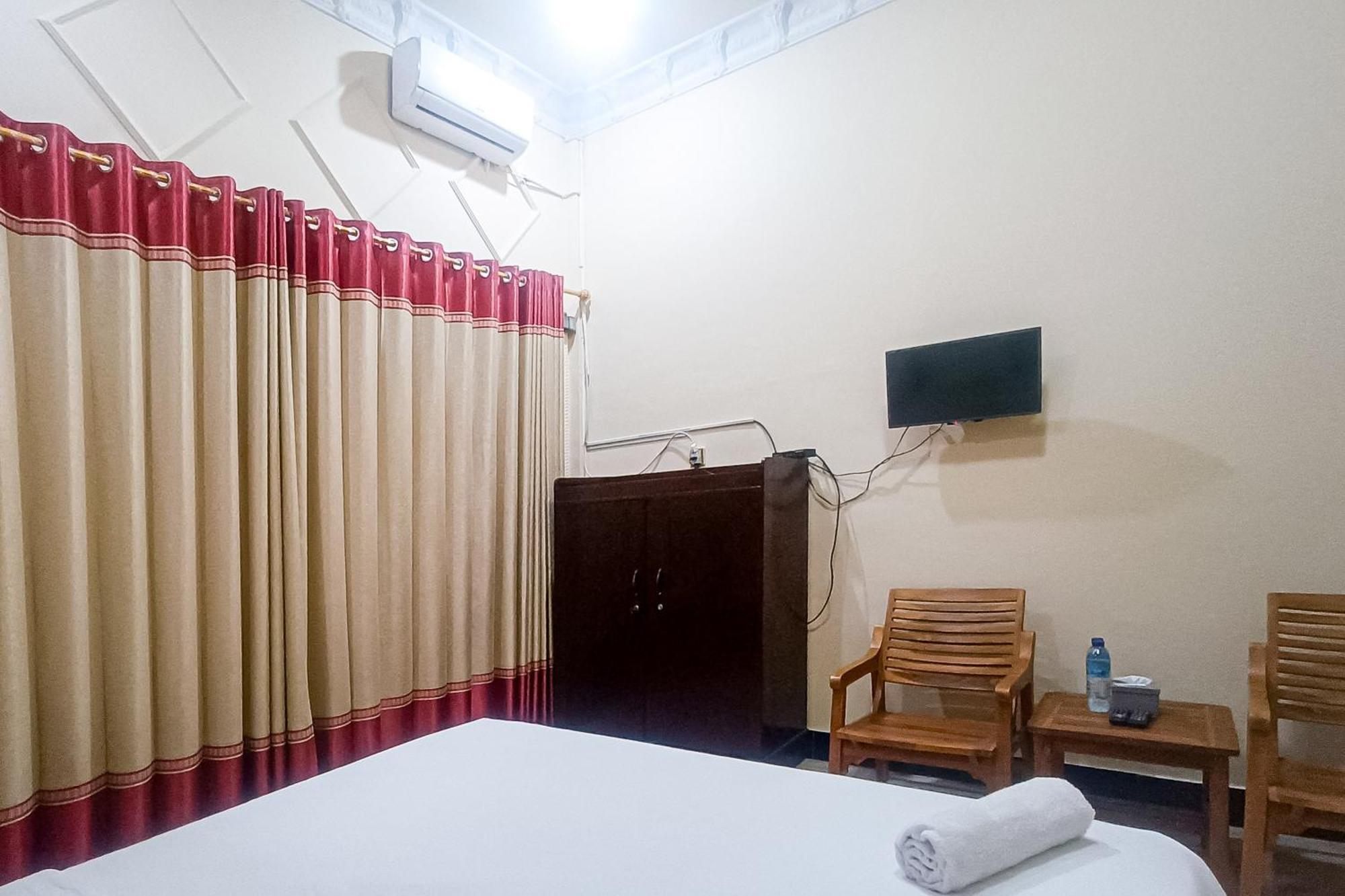Reddoorz At Senaz Guesthouse Mataram Exterior foto